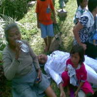 Pembagian Sembako di Balaikota Ricuh, Puluhan Ibu Terinjak-injak 