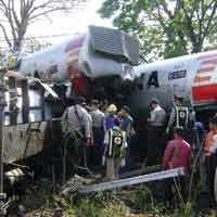 KA BBM Terguling di Malang, 4 KA Terganggu