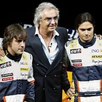Sepakbola Juga Tolak Briatore?