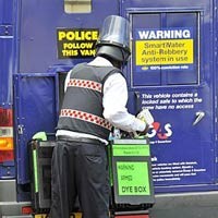 Perampokan Spektakuler Guncang Swedia