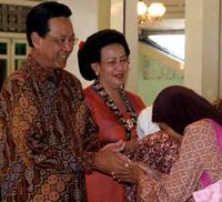 Sultan Gelar Open House