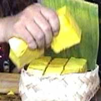 Penjual Tahu Takwa Kediri Dapat Berkah Libur Lebaran