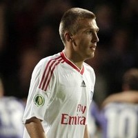 Hamburg Dijegal Tim Liliput