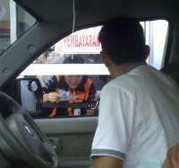 Bayar Pajak Tanpa Perlu Keluar dari Mobil di Samsat Drive Thru