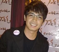 Tommy Kurniawan Pamer Pacar di Pelaminan 