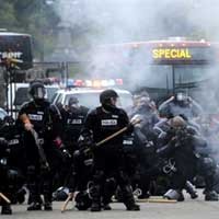 Ulah Bankir, Perjuangan SBY dan Tembakan Semprotan Merica