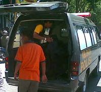 Motor Vs Trailer, Ibu dan Anak Tewas