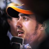 Alonso Menunggu Kontrak Tim Baru