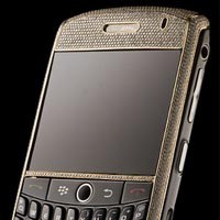 BlackBerry Bertahtakan Emas Berlian Rp 1,8 Miliar