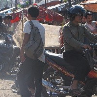 Pasar Tumpah Kembali Ramaikan Jalanan di Bandung