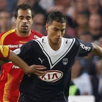 Arsenal Sudahi Perburuan Chamakh