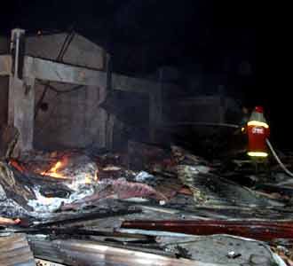 Kios Prambanan Terbakar