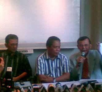 Chandra dan Bibit Sangkal Terima Suap