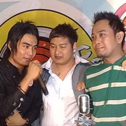 Konser ST12 Dibajak di Hong Kong