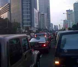 Liburan Berakhir, Tol Tangerang Arah Jakarta Macet