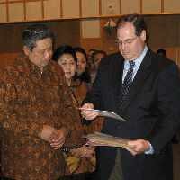 Obsesi SBY, Soekarno, dan John F Kennedy