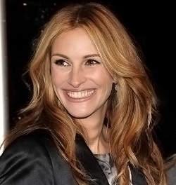 Ratusan Orang Rebutan Main di Film Julia Roberts