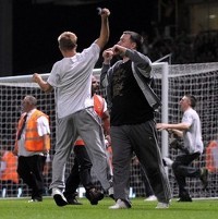 Tuntutan Berat FA untuk West Ham & Millwall