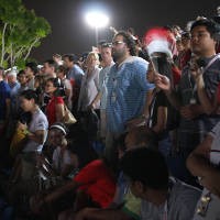 Nonton GP Singapura Puasnya Berkali-kali