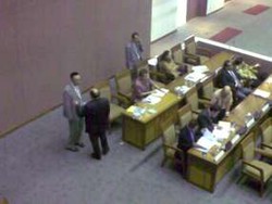 Ketua DPR Tertibkan Anggota Usil