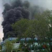 Gardu Listrik di Pasar Cipulir Terbakar