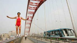 Gaya Jogging Baru di Atas Sungai