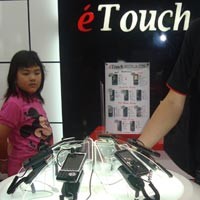 Purna Jual dan  Bundling Ponsel China