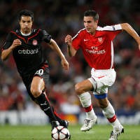 Alot, Arsenal Bekap Olympiakos 2-0
