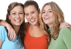  Mana Yang Lebih Disukai Pria, Wanita Muda atau Wanita Dewasa?