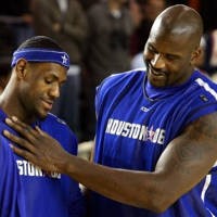 LeBron & Shaq Gentarkan Lawan