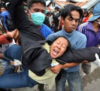 Korban Gempa Histeris