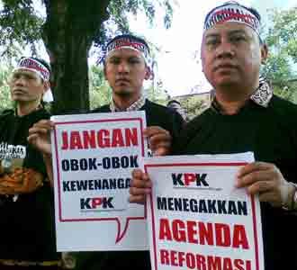 Aksi Keprihatinan Karyawan KPK