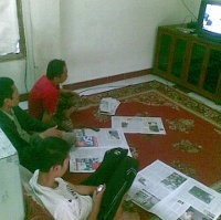 Warga Sumbar di Bandung Cemaskan Nasib Keluarganya