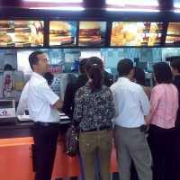 Bambang Rachmadi Mengenang McD Sarinah