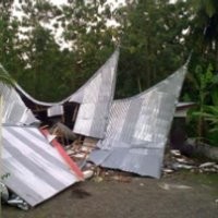 Kolam Renang Hotel Ambacang Penuh Mayat