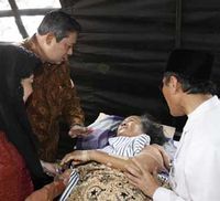 SBY Jenguk Korban Gempa