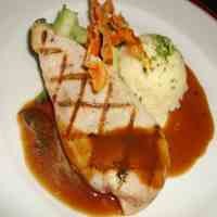 Dimanja Lezatnya Steak Ayam!