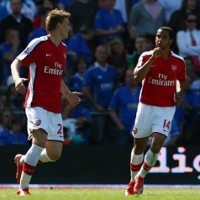 Eduardo Hilang, Walcott & Bendtner Datang