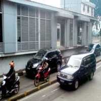 Pemukul Petugas TransJ dengan Pistol Pengemudi BMW X5