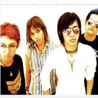 Miyabi datang, J-Rocks Terharu