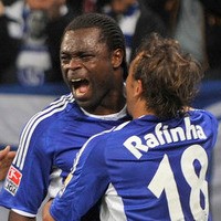 Atasi Frankfurt, Schalke ke Peringkat Tiga