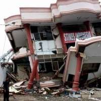 Kurang Air, Toilet Umum di Padang Bau Minta Ampun