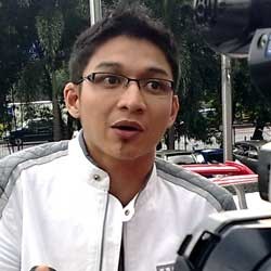 Pasha Tak Jadi Anggota DPR Karena Muda