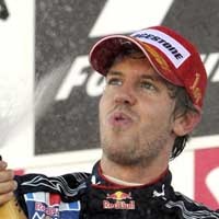 Vettel Kembali ke Jalur Persaingan