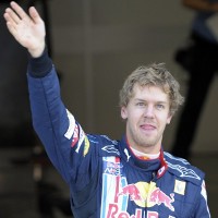 Dari Suzuka Vettel Membidik Titel