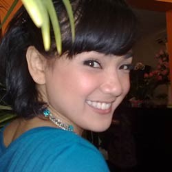 Gempa di Padang, Ayah Nirina Terpelanting