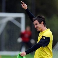 Neville Lupakan The Three Lions