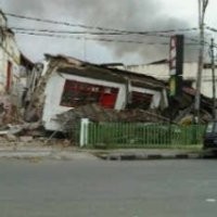 Isu Penjarahan Merebak di Kampung China, Warga Bangun Pagar