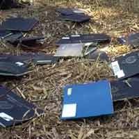 Brankas Berisi Puluhan BPKB Ditemukan di Sungai