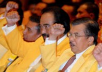 Dituding Memihak, JK Tanya Balik Ical dan Akbar